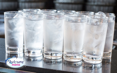 Giải đáp thắc mắc bà bầu có nên uống nước đá không