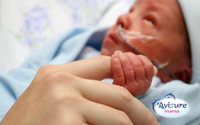 Mách mẹ cách chăm trẻ sinh non 32 tuần