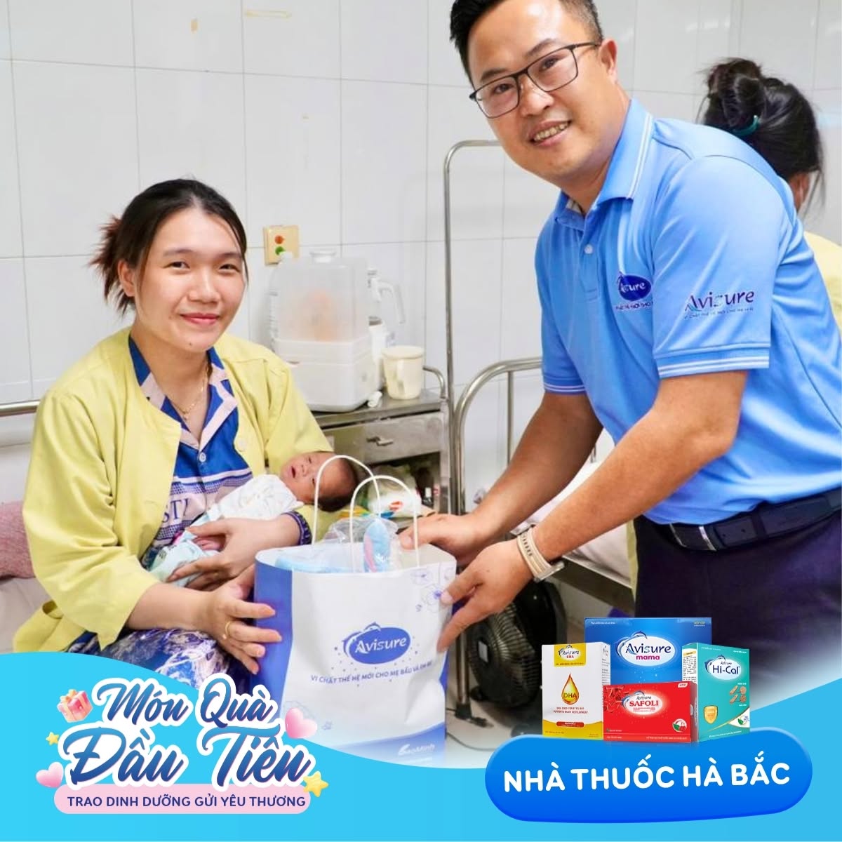 Đại diện nhãn hàng Avisure trao quà cho bệnh nhi tại khoa sơ sinh bệnh viện
