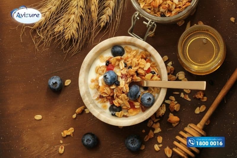 ăn gì để bổ trứng - ăn ngũ cốc nguyên hạt