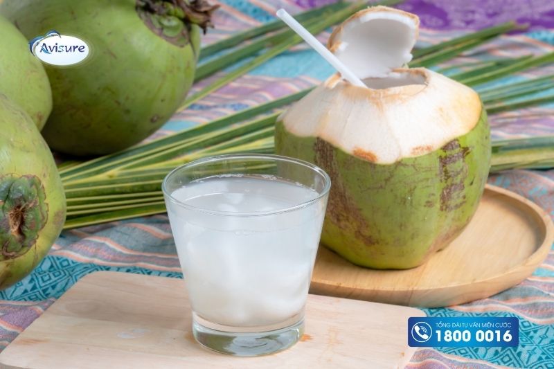 lợi ích khi bà bầu 3 tháng cuối uống nước dừa được không