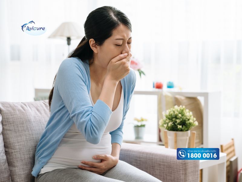 Ốm nghén cũng là nguyên nhân mẹ bầu thèm ăn đồ lạnh