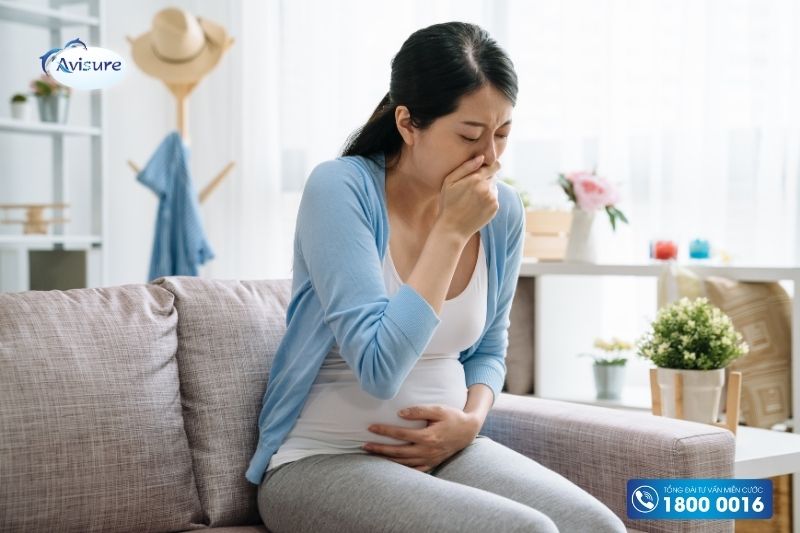 ốm nghén tháng đầu mang thai nên làm gì