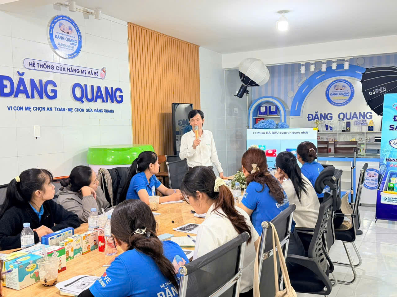 Rất nhiều kiến thức đã được trao gửi tại chương trình