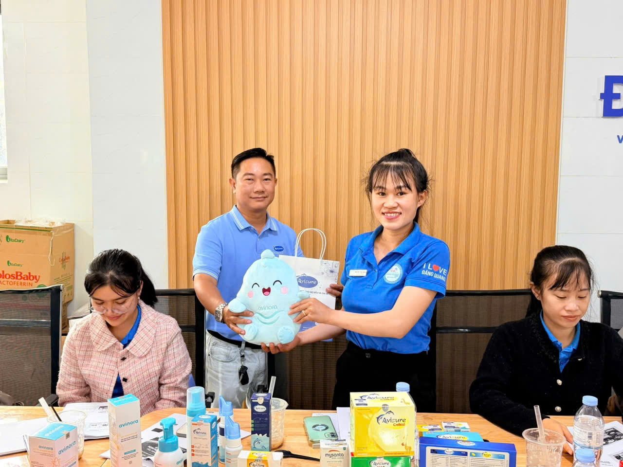 Những chú gấu bông xinh yêu đã được trao tặng