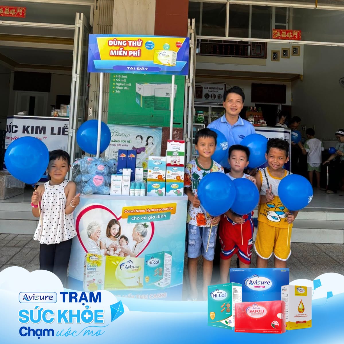 Rất nhiều phần quà đã được trao tặng 