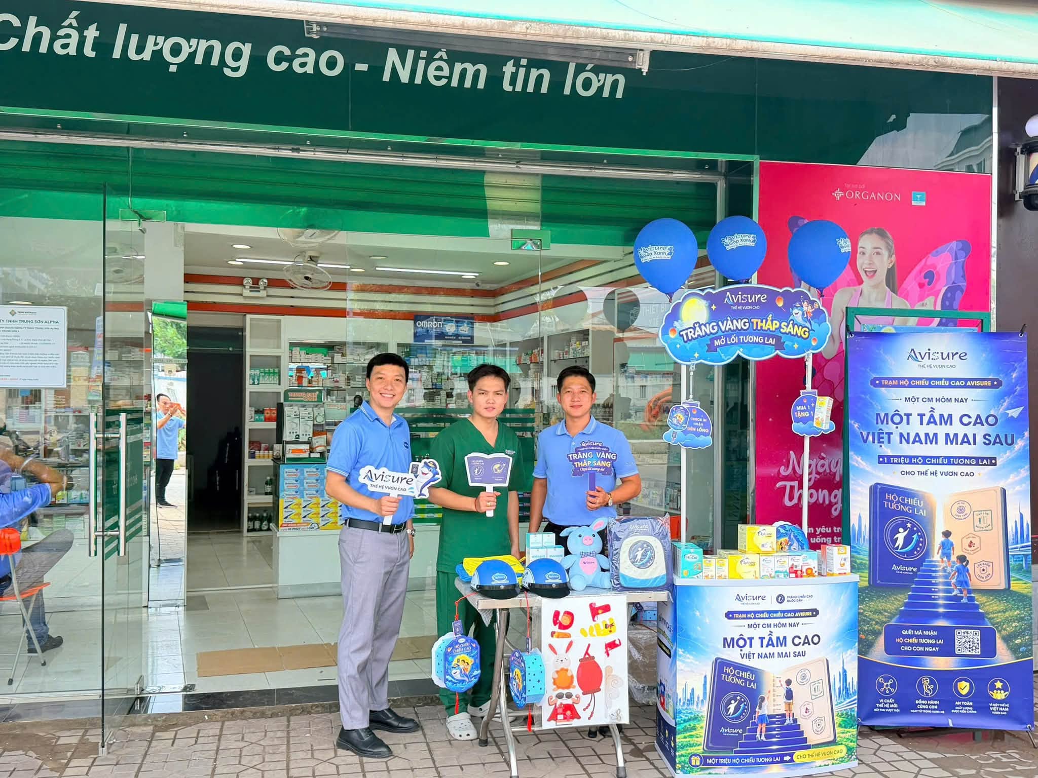 Chương trình trăng vàng thắp sáng - Mở lối tương lai tại nhiều nhà thuốc trên khắp cả nước