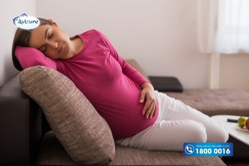 tư thê ngủ của bà bầu 3 tháng giữa ngủ ngồi